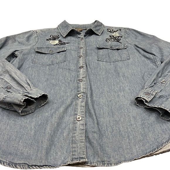 ALEXANDER Jordan Denim Button Down Embroidered Roses Blouse, Size Large - Picture 2 of 11